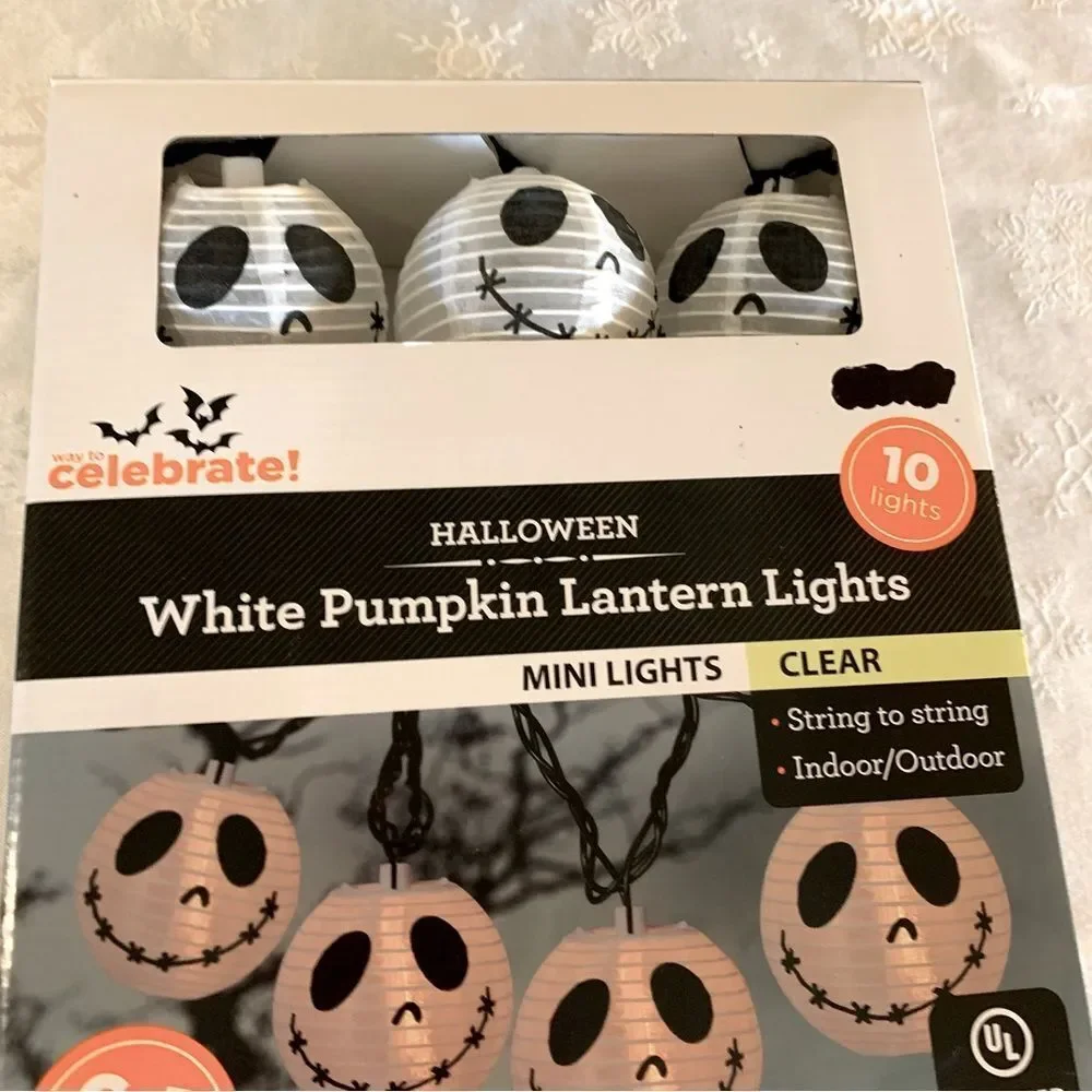 NWT Celebrate Halloween White Pumpkin Lantern String Lights Clear 6.5 ft - Picture 5 of 5